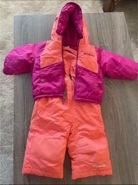 Columbia Pink and Orange Kids Two-Piece Snow Suit 6-12 months